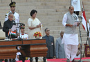 भारत सरकार के वरिष्ठ मंत्री राजनाथ सिंह शपथ ग्रहण करते हुए