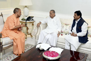 CM Yogi meet to Mulayam Singh Yadav
