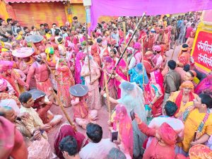 Barsana Lathmar holi